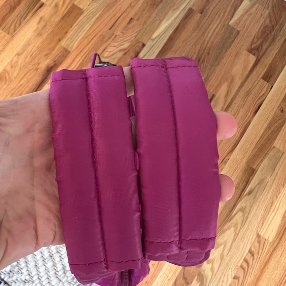 Lug Puddle Jumper Tote Bag Purple Pink Large Quilted Overnight Gym Bag - Picture 13 of 13